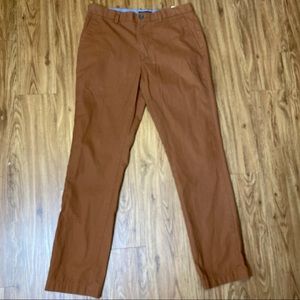 Banana Republic Aiden Chino 34x34